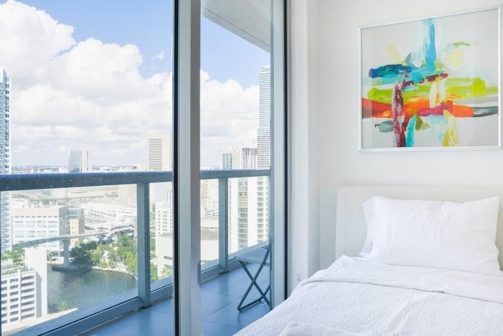 Wonderful 2 Bedroom Apt With Ocean Views At Icon Brickell Miami Exterior photo